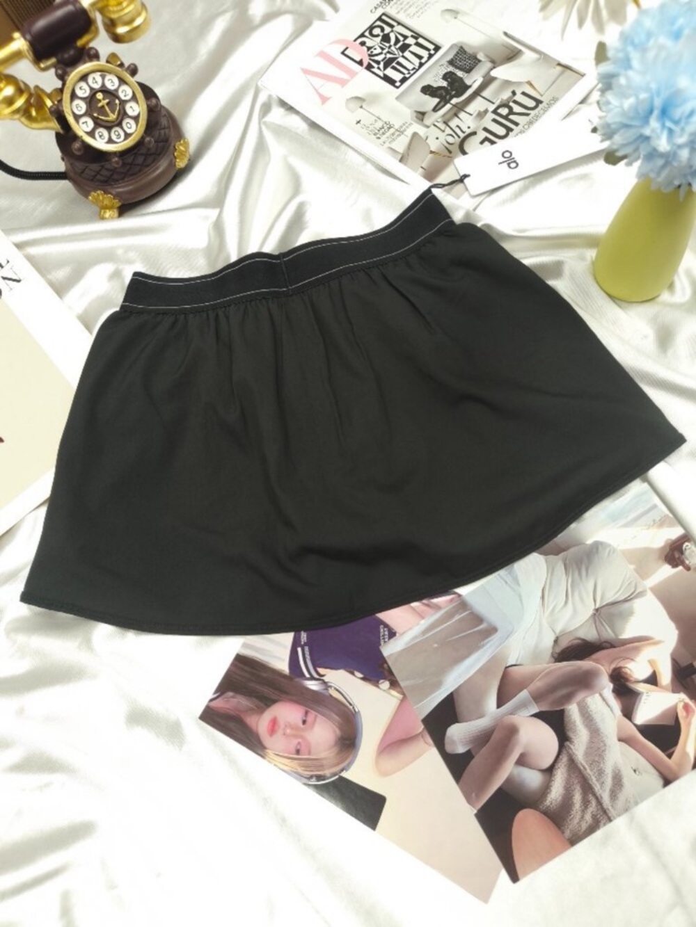 ALO Yoga Black Circle Skater Skirt with Elastic Waist - Picture 2 of 5